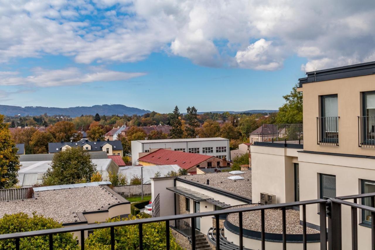 Penzion Na Namesti Dvůr Králové nad Labem Bagian luar foto